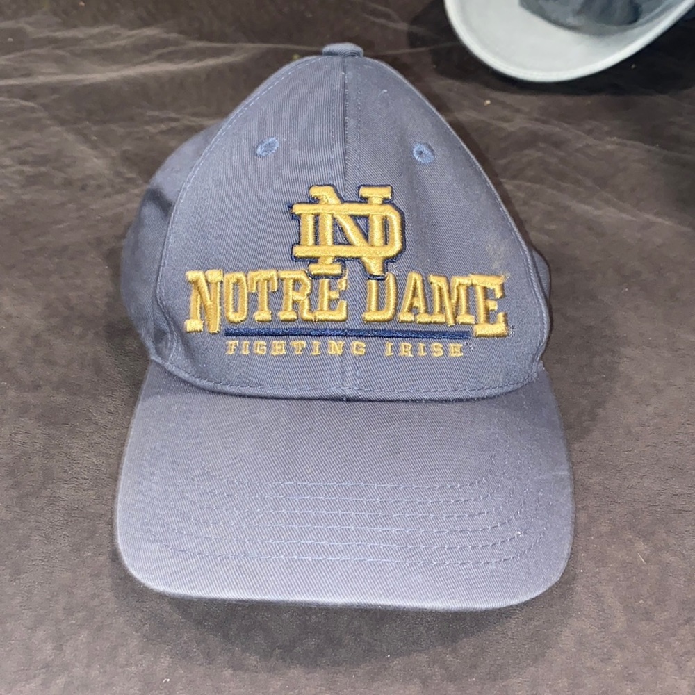 Notre dame hat